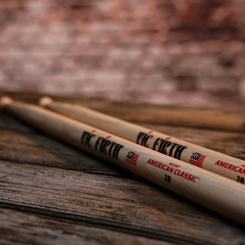 Vic Firth American Classic Hickory 2B Drumsticks VF-2B