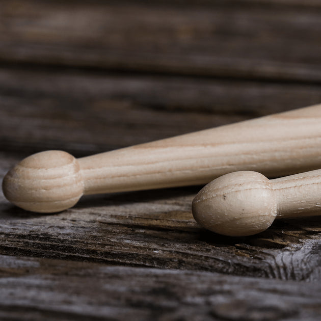 Vic Firth American Classic Hickory 2B Drumsticks VF-2B