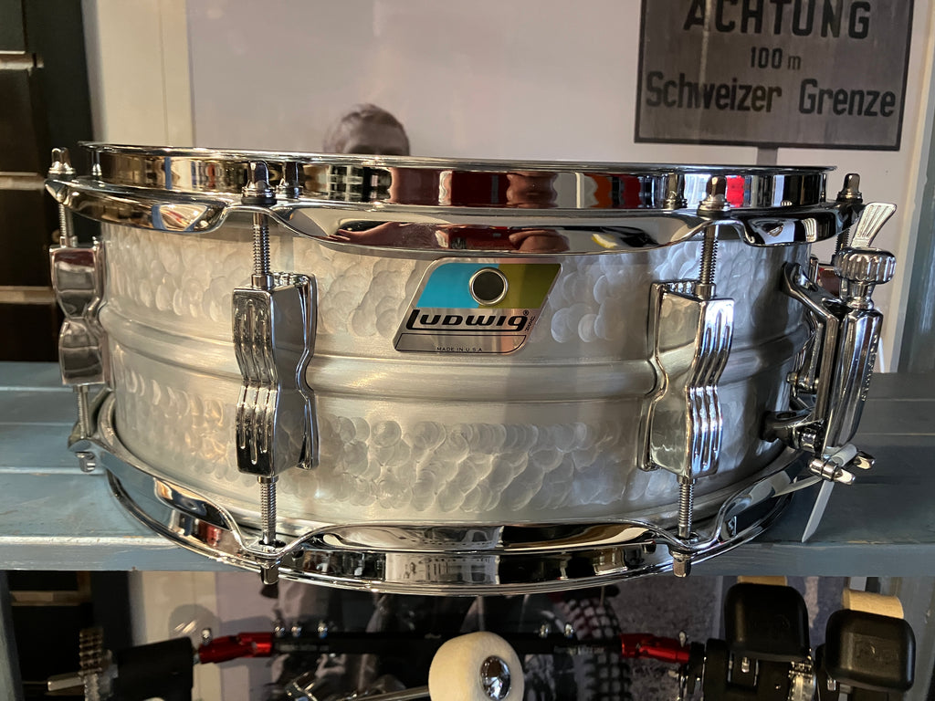 Ludwig LM404K Acrolite Hammered Aluminium 14x5 Snare Drum